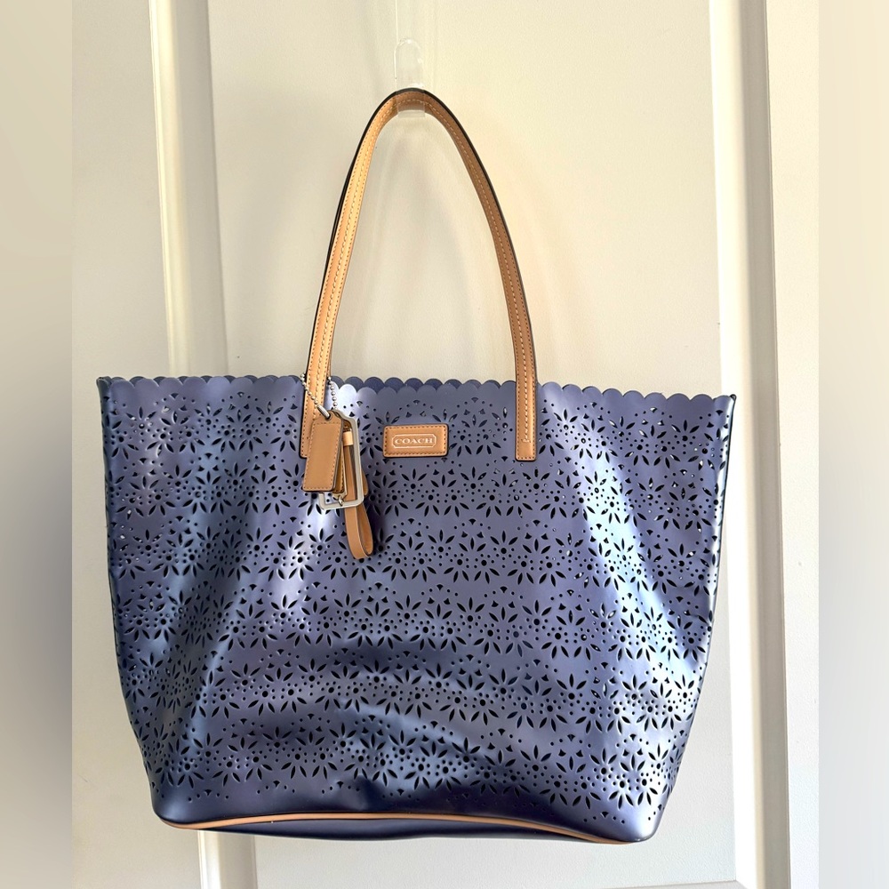 Coach Metro Eyelet tote purple purse - rare find!